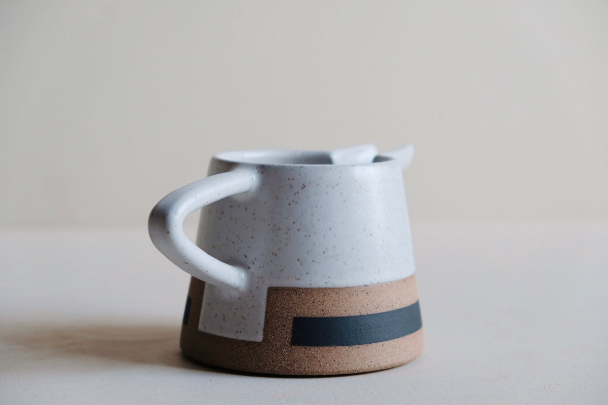 Compact Ergonomic Pitcher