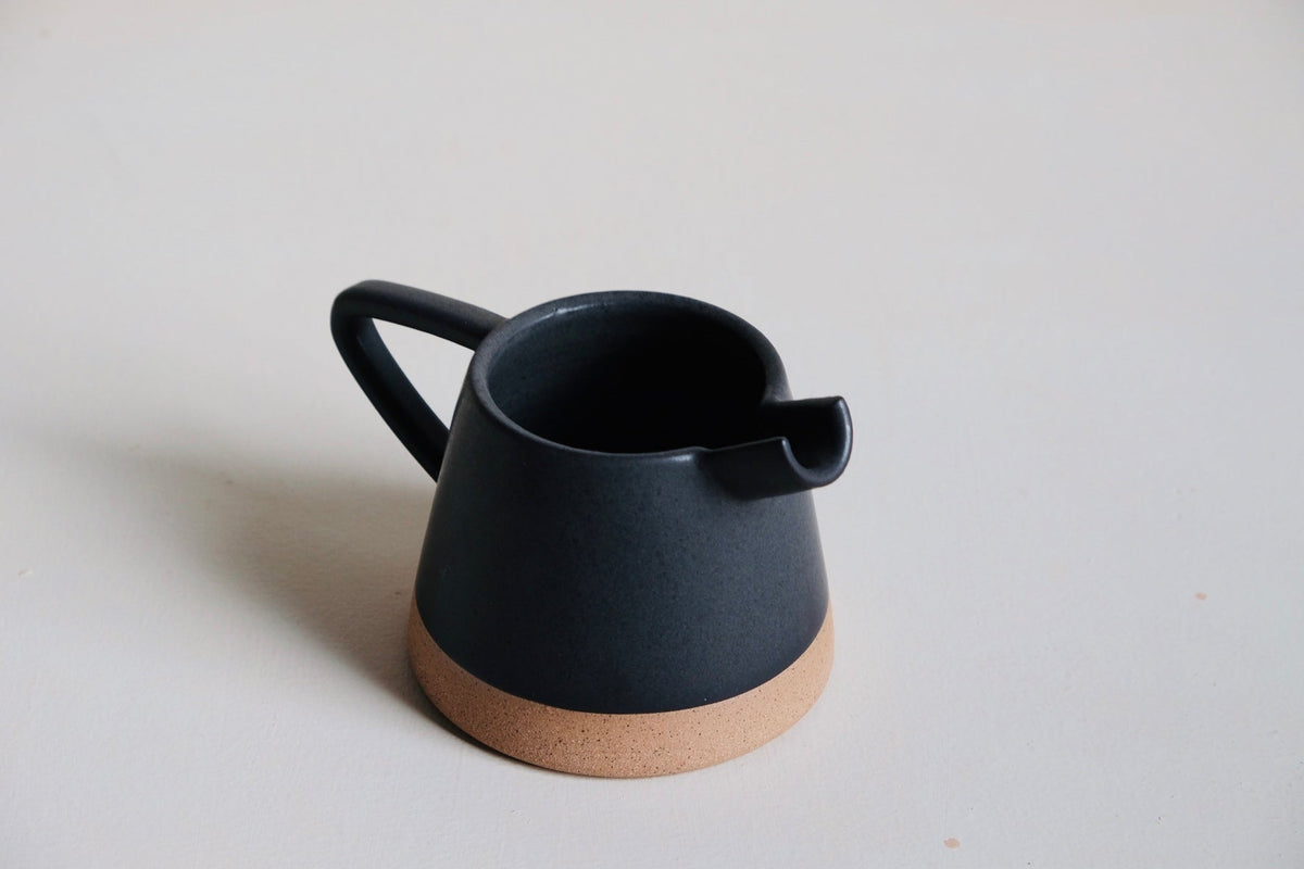 Compact Ergonomic Pitcher