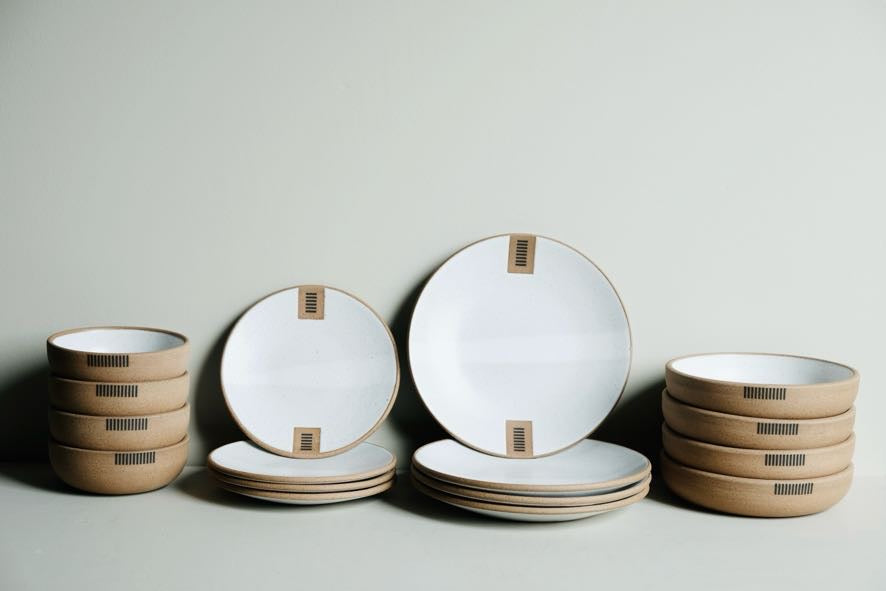 16-Piece Dinnerware Set for Four
